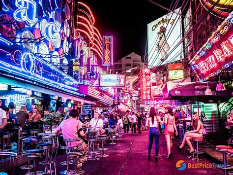 beautiful thai ladyboy|Gorgeous Lady Boy on Soi Cowboy NightLife II Red Light.